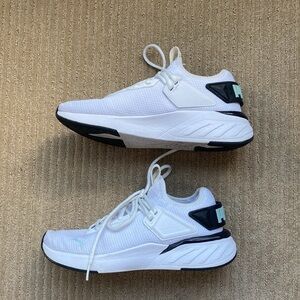 PUMA Sneakers, White, size 8